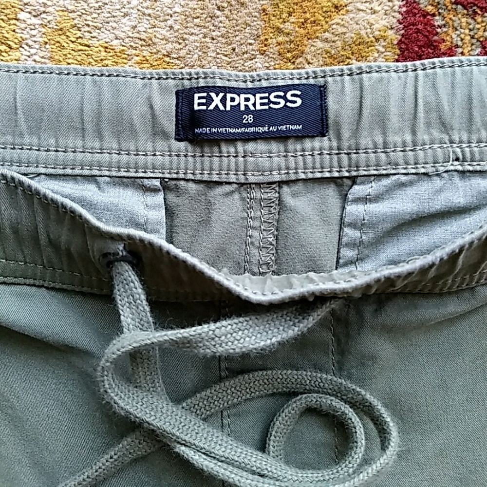 Pants - Picture 2 of 4